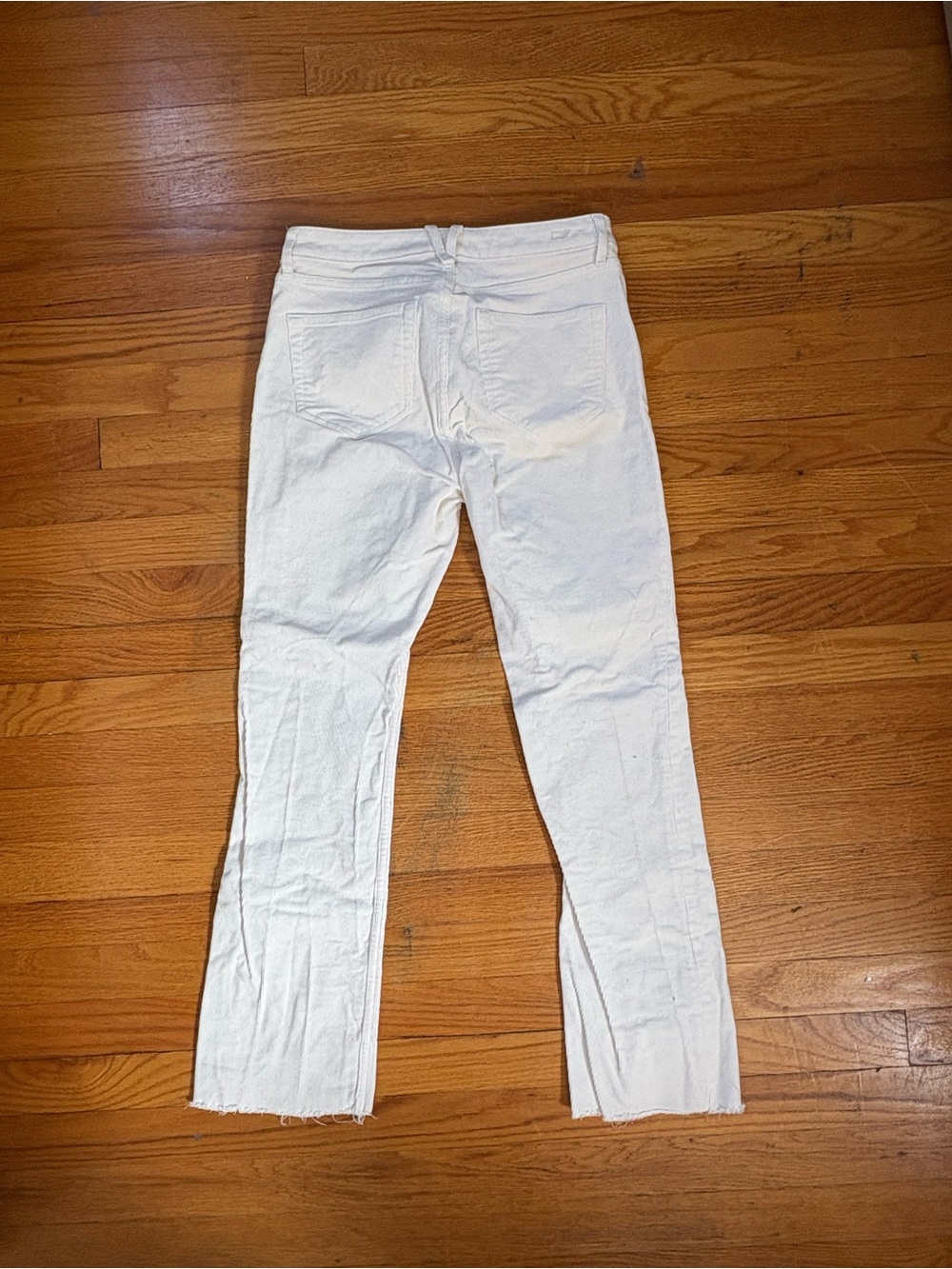 Vineyard Vines White Corduroy Straight Kick Jeans
